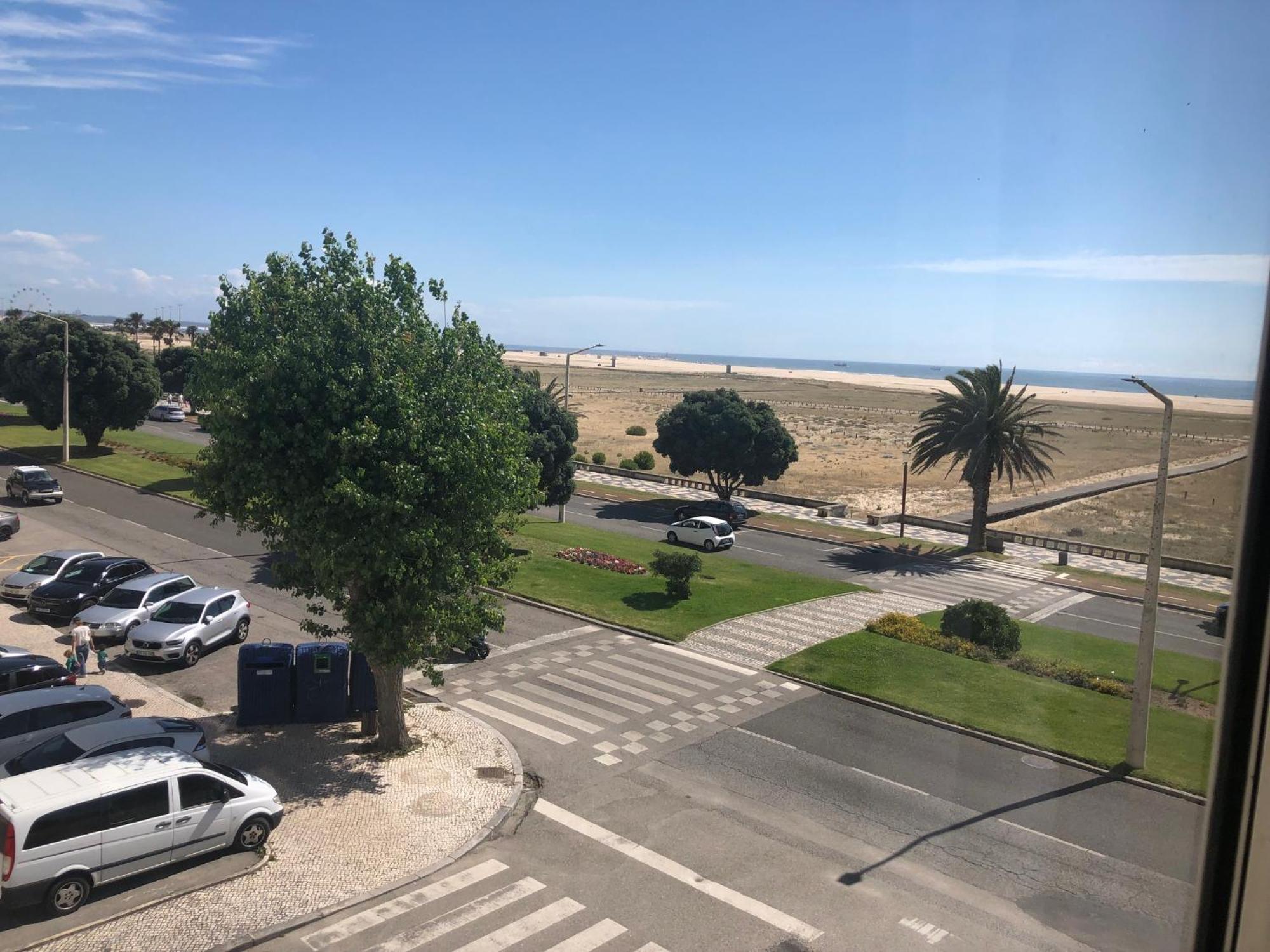 Casa Da Praia Com Tres Quartos - Figueira Foz Фігейра-да-Фош Екстер'єр фото